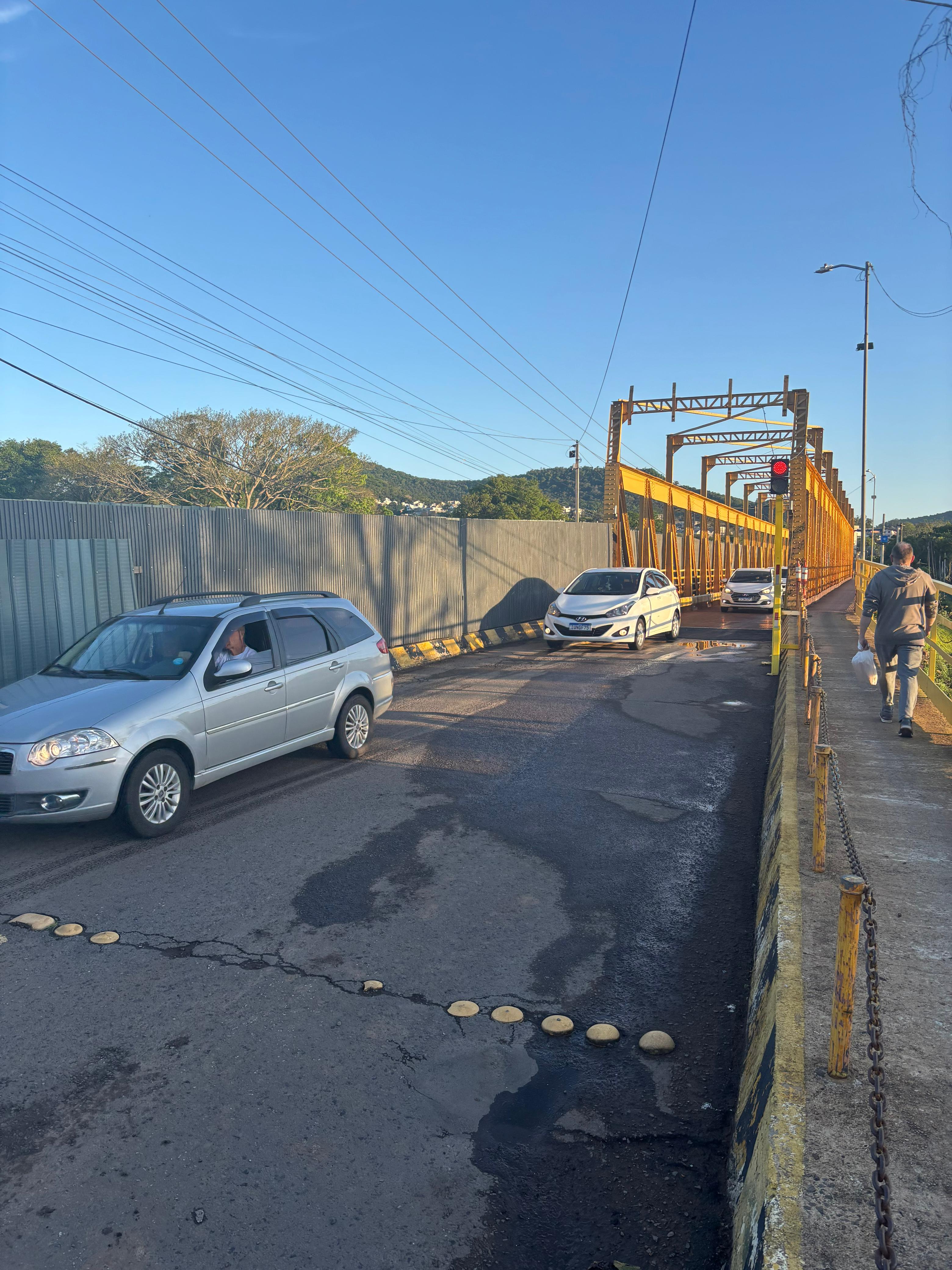 Trânsito é liberado na Ponte de Ferro de Feliz