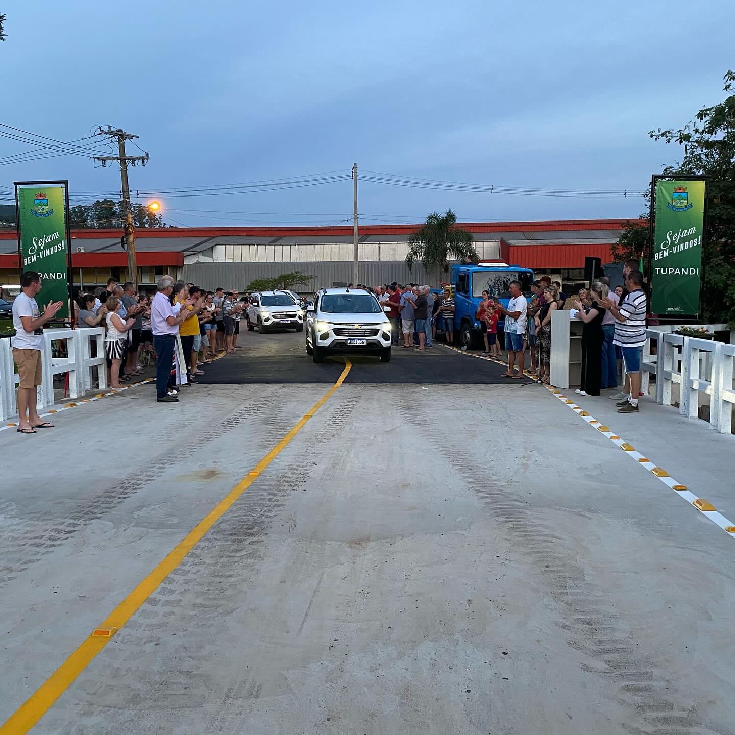 Inaugurada a nova ponte da Rua da Produção