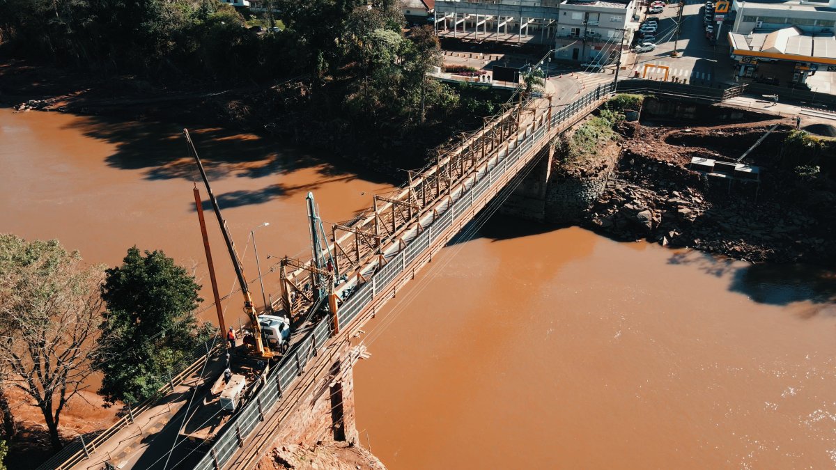 Prefeitura de Feliz anuncia fechamento da ponte de ferro por 90 dias